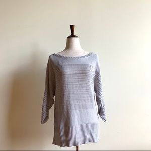 NEW YORK & CO Pale gray lightweight boatneck tunic sweater Medium Dove grey